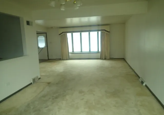 Photo 2 of Single family home for sale at 10363 S 84th Avenue, Palos Hills, IL 60465 | MLS# 12609324 | Listing updated on 2026-09-09