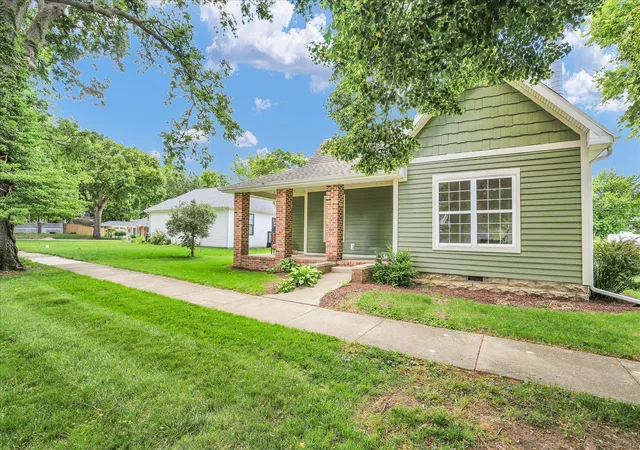 Homes for sale in Monticello, IL | 464 S Independence St, Monticello, IL 61856 | MLS# 12609400