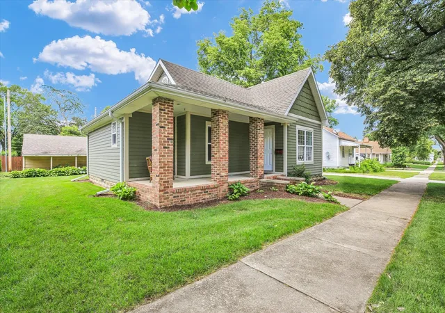 Homes for sale in Monticello, IL | 464 S Independence St, Monticello, IL 61856 | MLS# 12609400