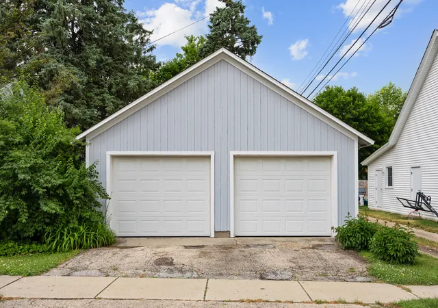 Homes for sale in Hampshire, IL | 198 E Jefferson St, Hampshire, IL 60140 | MLS# 12609771