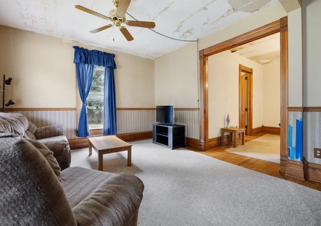 Homes for sale in Hampshire, IL | 198 E Jefferson St, Hampshire, IL 60140 | MLS# 12609771