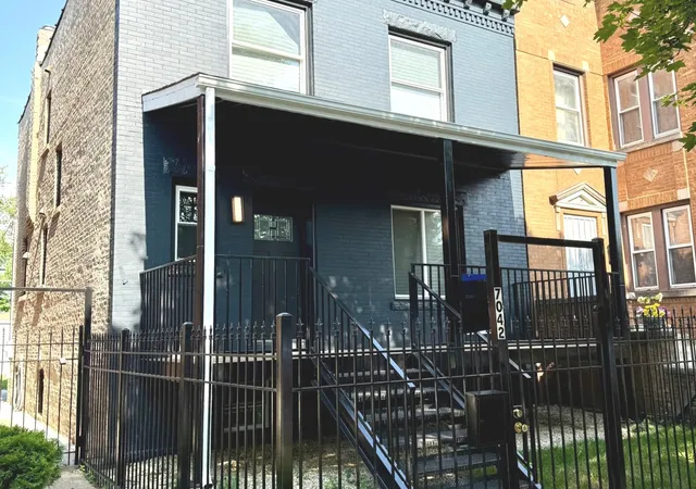 2nd image of 7042 S Eberhart Ave, Chicago, IL 60637 | MLS# 12610024