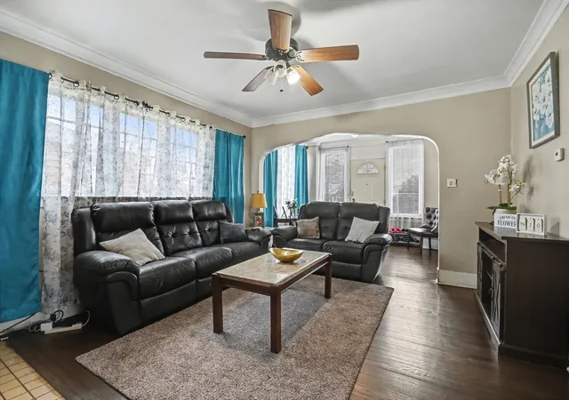 4th image of 11110 S Union Ave, Chicago, IL 60628 | MLS# 12610046