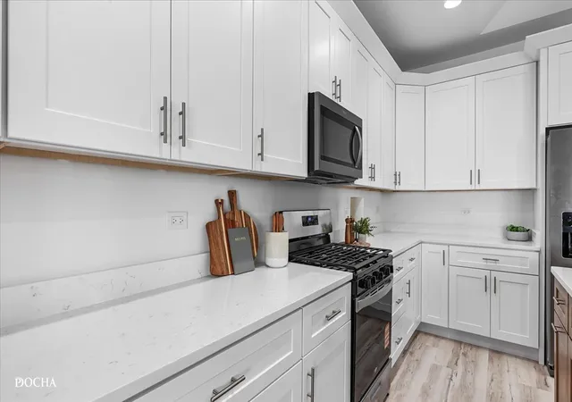 Photo 4 of House for sale at 3995 Shoeger Dr, Yorkville, IL 60560 | MLS# 12610647 | Listing updated on 2026-05-16