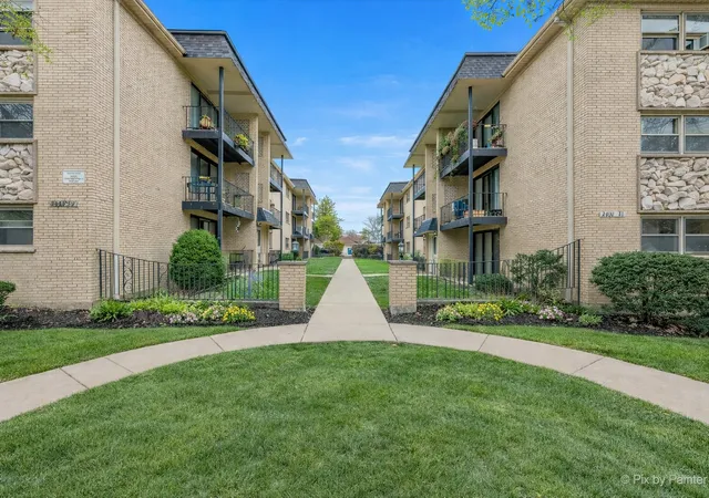 1st image of 2037 N Harlem Ave #1W, Chicago, IL 60707 | MLS# 12610658