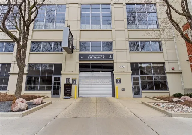 18th image of 1000 N Kingsbury St #104, Chicago, IL 60610 | MLS# 12610659