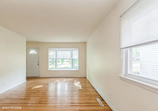 image of 17948 Wentworth Ave, Lansing, IL 60438 | MLS# 12610677