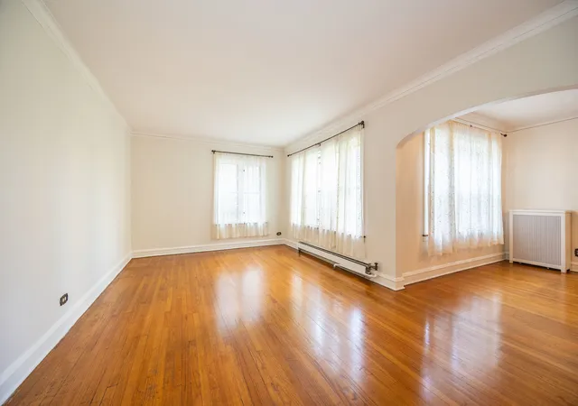 Homes for sale in Chicago, IL | 2430 W Greenleaf Ave #1, Chicago, IL 60645 | MLS# 12610899