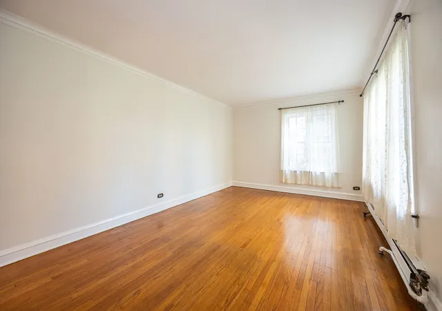 Homes for sale in Chicago, IL | 2430 W Greenleaf Ave #1, Chicago, IL 60645 | MLS# 12610899