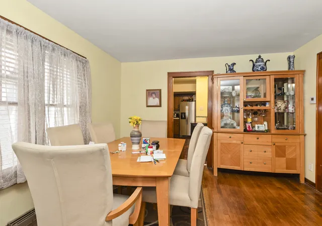 5th image of 156 E 10Th St, Chicago Heights, IL 60411 | MLS# 12610912