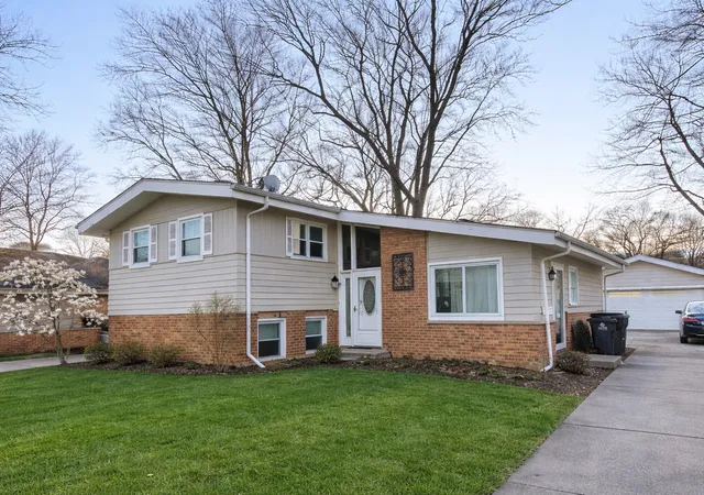 1st image of 118 Warwick St, Park Forest, IL 60466 | MLS# 12610935