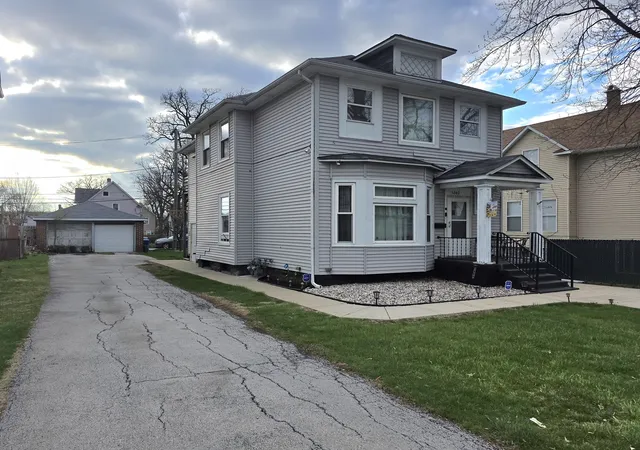 1st image of 1660 Aberdeen St, Chicago Heights, IL 60411 | MLS# 12611053