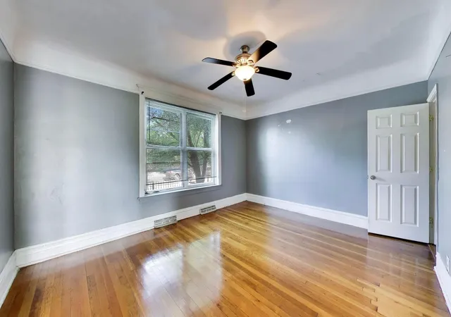 3rd image of 7041 S Eberhart Ave, Chicago, IL 60637 | MLS# 12611196
