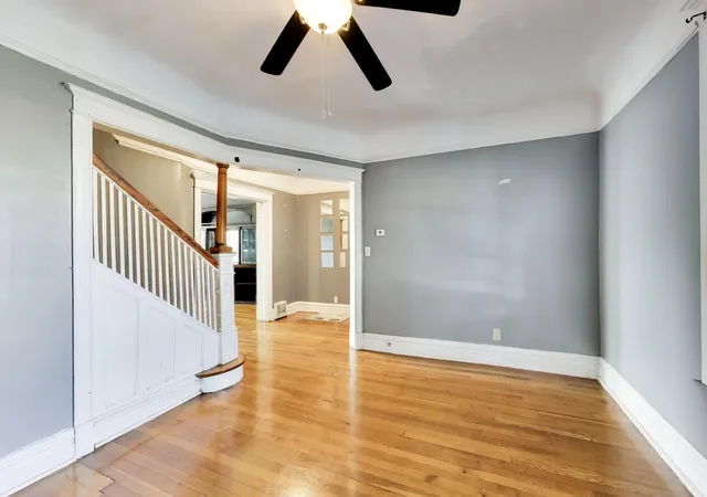 5th image of 7041 S Eberhart Ave, Chicago, IL 60637 | MLS# 12611196