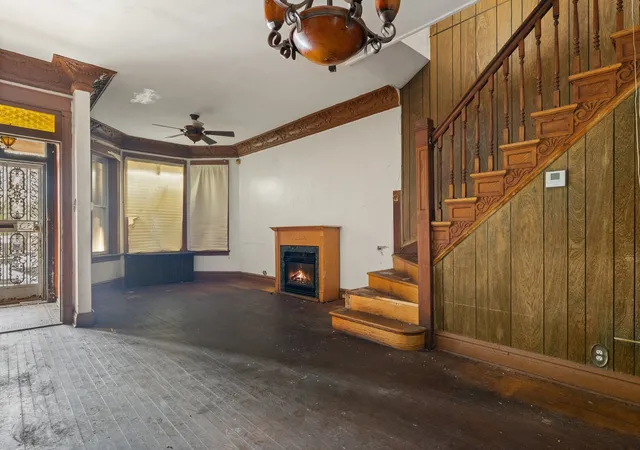 2nd image of 5404 S Drexel Ave, Chicago, IL 60615 | MLS# 12611217