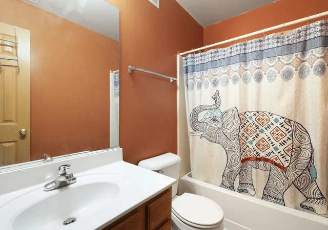 5th image of 69 S Orchard Dr, Park Forest, IL 60466 | MLS# 12611538