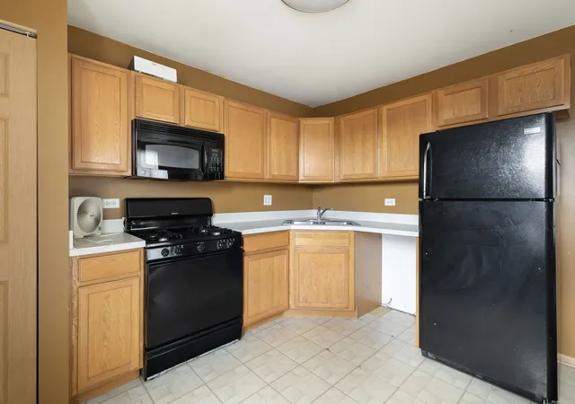 3rd image of 69 S Orchard Dr, Park Forest, IL 60466 | MLS# 12611538
