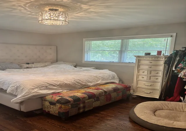 Photo 4 of Single family home for sale at 719 Braemar Rd, Flossmoor, IL 60422 | MLS# 12611746 | Listing updated on 2026-09-01