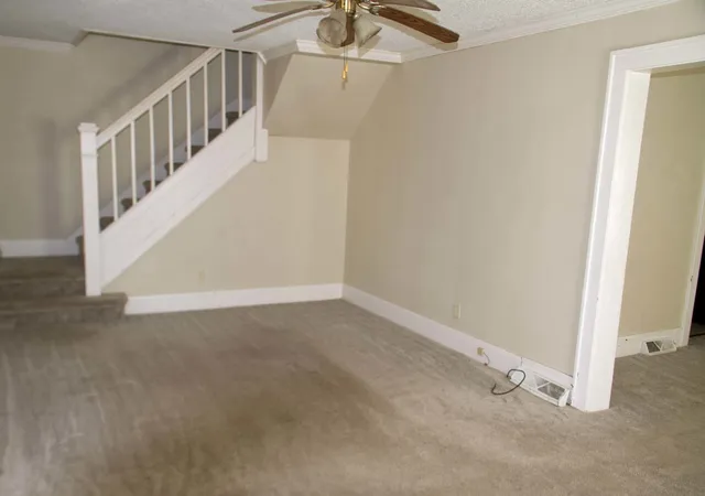 5th image of 207 Poplar St, Depue, IL 61322 | MLS# 12611959