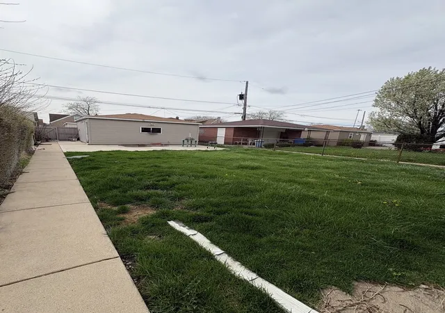 2nd image of 10032 S Calumet Ave, Chicago, IL 60628 | MLS# 12612029