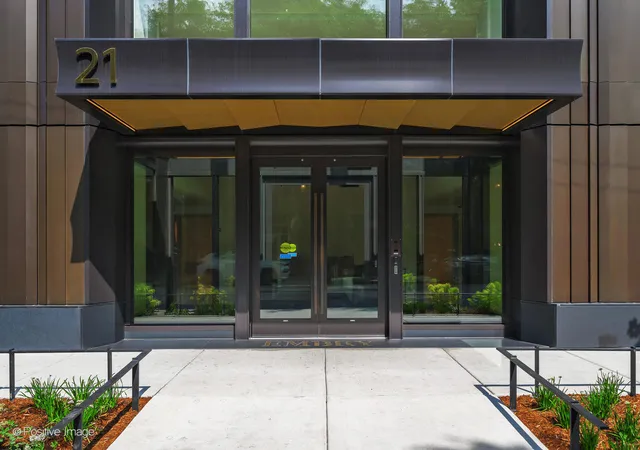 Homes for sale in Chicago, IL | 21 N May St #305, Chicago, IL 60607 | MLS# 12612048