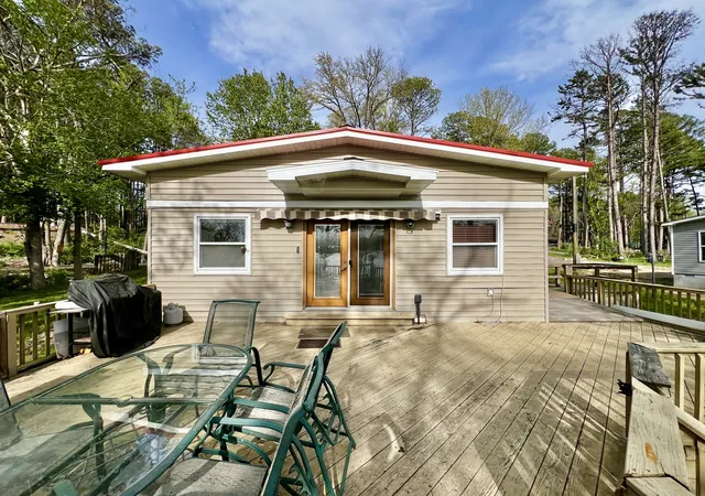 5th image of 20062 N Shore Ln, West Frankfort, IL 62896 | MLS# 12612162