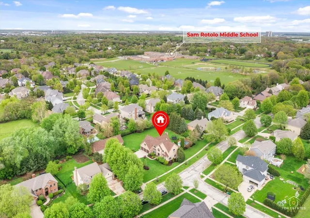 Homes for sale in Batavia, IL | 601 Ridgelawn Trl, Batavia, IL 60510 | MLS# 12612169