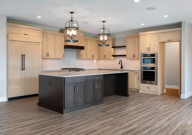 2nd image of 1033 Emerald Dr, Naperville, IL 60540 | MLS# 12612747