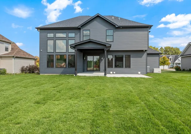 26th image of 1033 Emerald Dr, Naperville, IL 60540 | MLS# 12612747