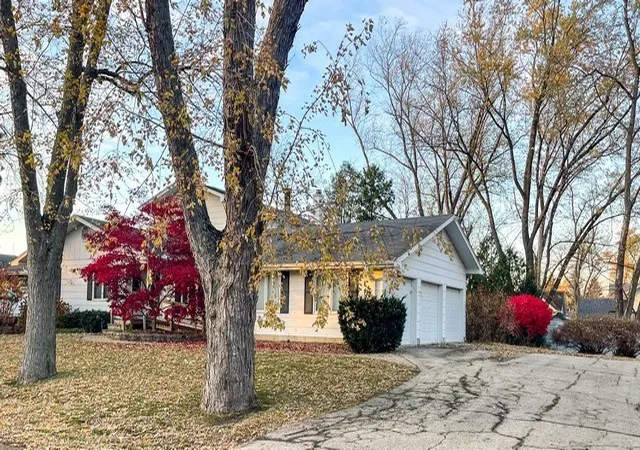 3rd image of 24920 73Rd St, Salem, WI 53168 | MLS# 12613075