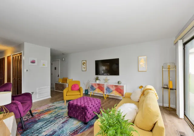 Listing Photo 4 - Condo for sale in building located at 4182 192Nd Ct, Country Club Hills, IL 60478 - Unit #253