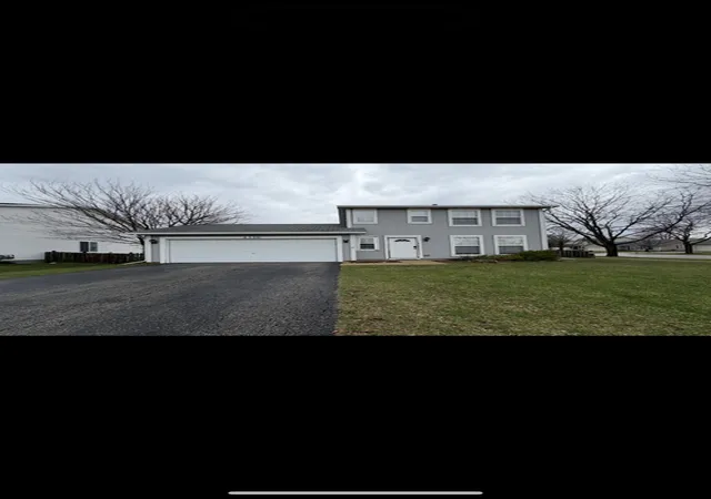 Homes for sale in Montgomery, IL | 2530 Shauna Dr, Montgomery, IL 60538 | MLS# 12613313