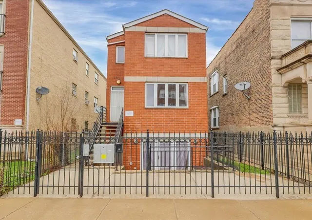 1st image of 3518 W Lexington St, Chicago, IL 60624 | MLS# 12613361