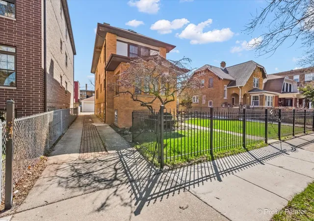 Photo 1 of Single family home for sale at 4827 N Harding Ave, Chicago, IL 60625 | MLS# 12613557 | Listing updated on 2026-10-20