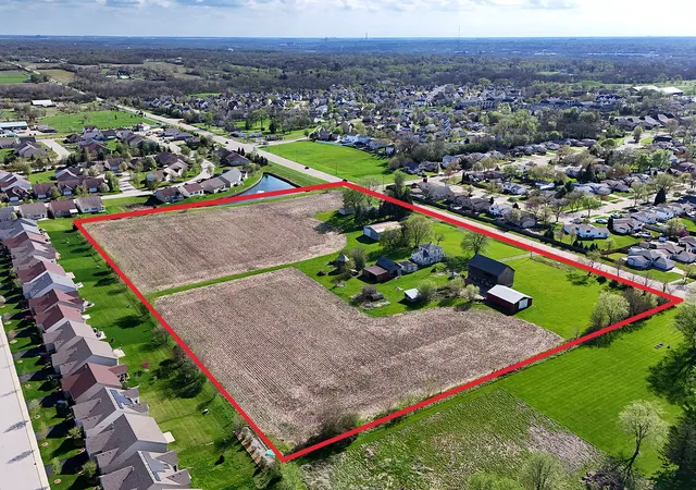 Photo 2 of House for sale at 1758 S Briggs St, Lockport, IL 60441 | MLS# 12613638 | Listing updated on 2026-09-01
