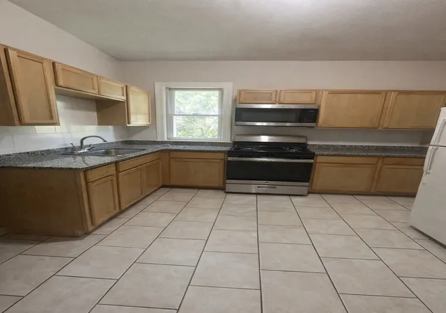 Homes for sale in Chicago, IL | 5320 S Carpenter St, Chicago, IL 60609 | MLS# 12613659