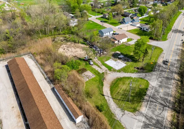 2nd image of 201 N 2nd Ave, Carbon Cliff, IL 61239 | MLS# 12613735