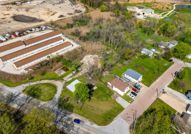 3rd image of 201 N 2Nd Ave, Carbon Cliff, IL 61239 | MLS# 12613735