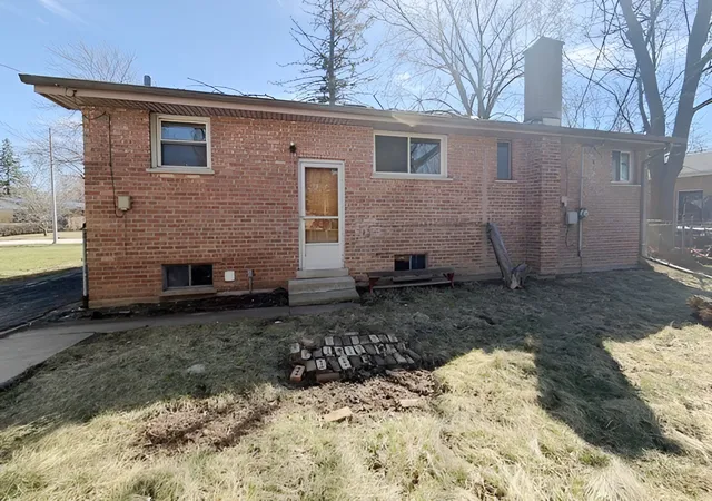 10th image of 249 Eddy St, Chicago Heights, IL 60411 | MLS# 12613770