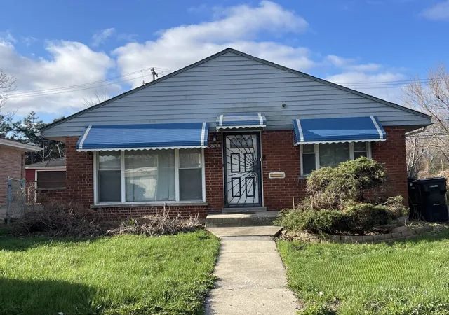 Photo 3 of Single family home for sale at 8658 S University Ave, Chicago, IL 60619 | MLS# 12613777 | Listing updated on 2026-07-10