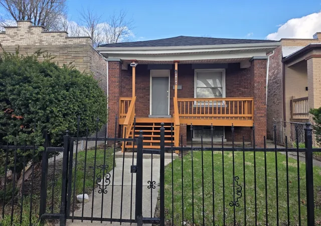 1st image of 10147 S State St, Chicago, IL 60628 | MLS# 12613984