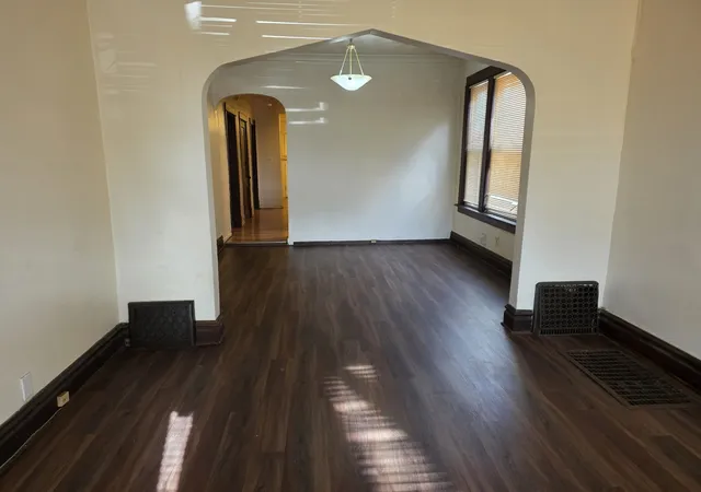 3rd image of 10147 S State St, Chicago, IL 60628 | MLS# 12613984