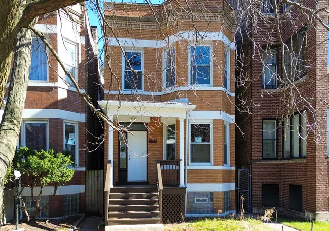 Homes for sale in Chicago, IL | 6961 S Eberhart Ave, Chicago, IL 60637 | MLS# 12613993