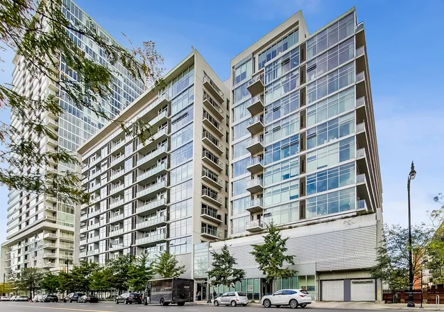 Homes for sale in Chicago, IL | 1620 S Michigan Ave, Chicago, IL 60616