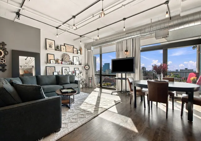 Photo 2 of Condo for sale at 1530 S State St #15K, Chicago, IL 60605 | MLS# 12614139 | Listing updated on 2026-10-07