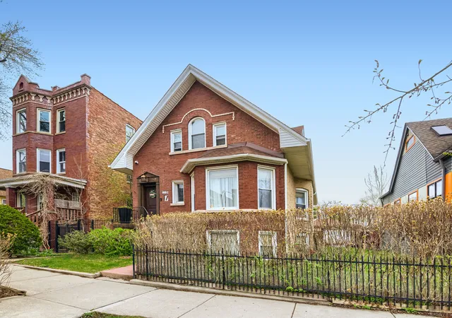 Homes for sale in Chicago, IL | 2231 N Lawndale Ave, Chicago, IL 60647 | MLS# 12614144
