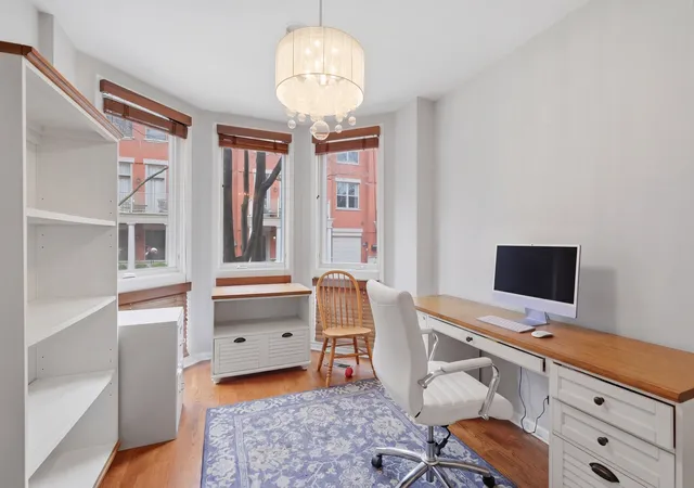 Photo 2 of Townhouse for sale at 449 N Clinton St, Chicago, IL 60654 | MLS# 12614263 | Listing updated on 2026-09-01
