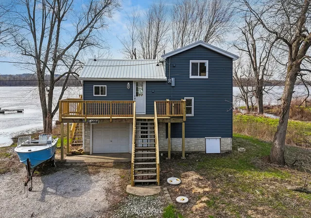 Photo 2 of Single family home for sale at 3664 Dismore Rd, Muscatine, IA 52761 | MLS# 12614728 | Listing updated on 2026-05-28