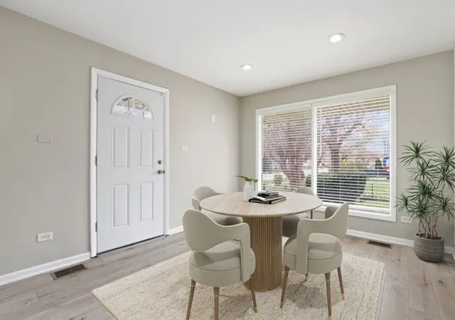Photo 3 of Single family home for sale at 214 N Hunter St, Thornton, IL 60476 | MLS# 12614738 | Listing updated on 2026-10-20