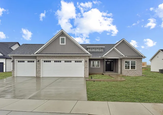 Homes for sale in Mahomet, IL | 1412 Tinley Ln, Mahomet, IL 61853 | MLS# 12614895